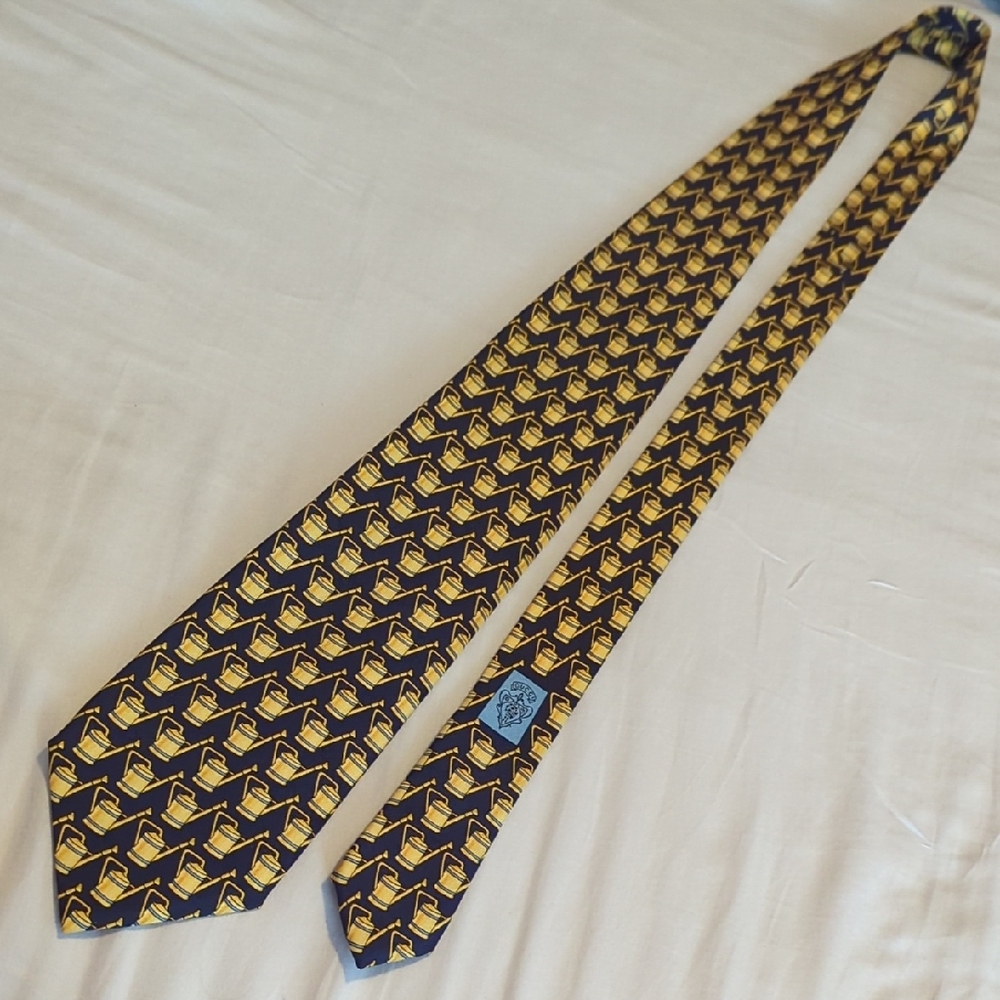 Gucci Boardroom Meeting Power Tie.
